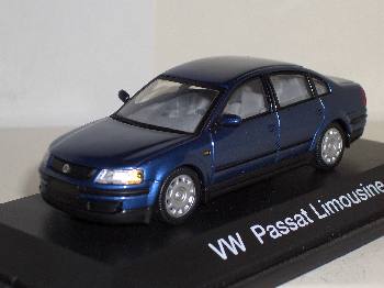 VW Passat Limousine 1994 - Schuco modelcar 1/43